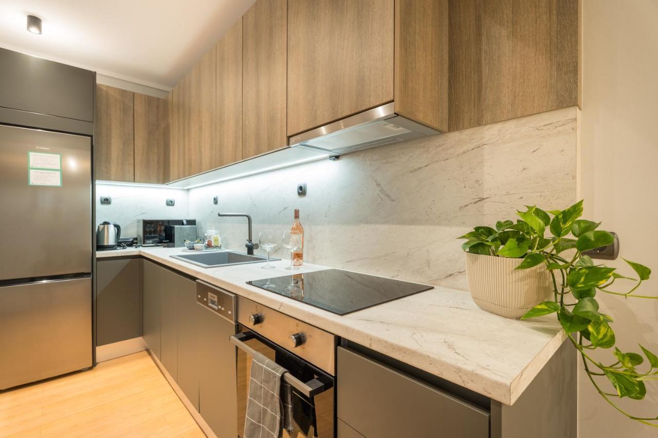 Urban Suites- Helexpo Солун Екстериор снимка